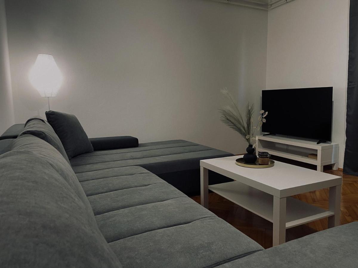Apartma 
